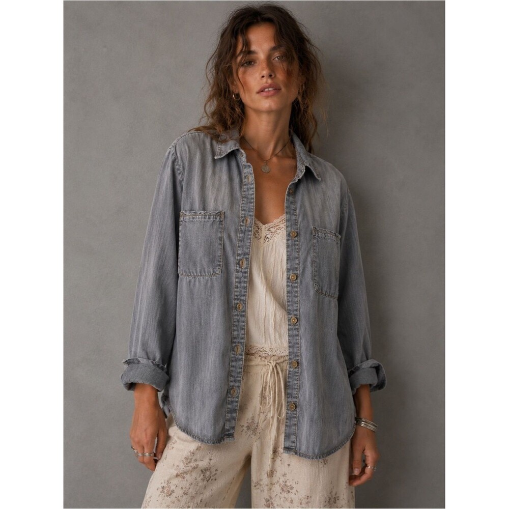 Cloth & Stone Anthropologie Button Down Shirt Gray Chambray Lightweight XS